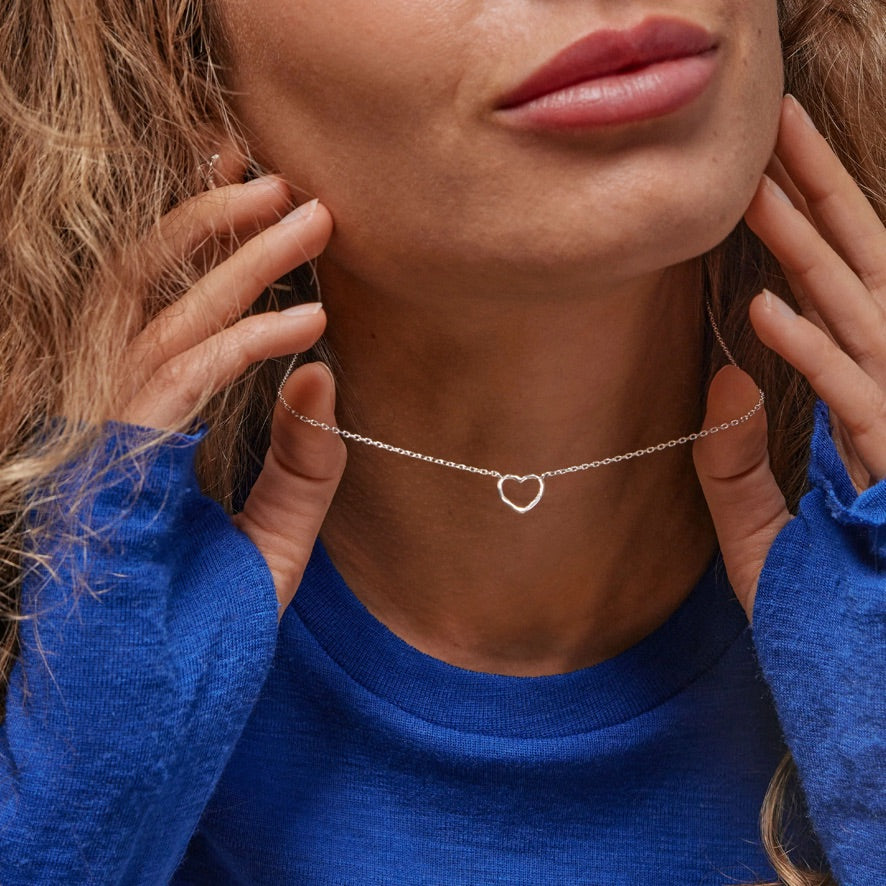 NECKLACE ORGANIC HEART