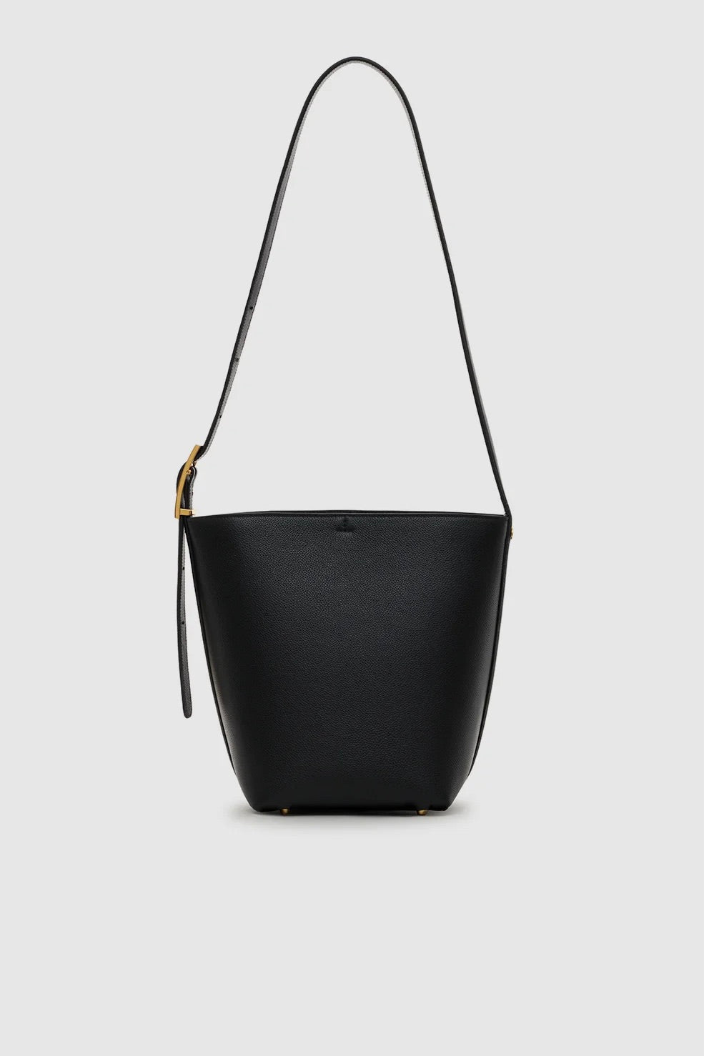 ANINE BING Elly Medium Bucket Bag Grained Leather Black - Dale
