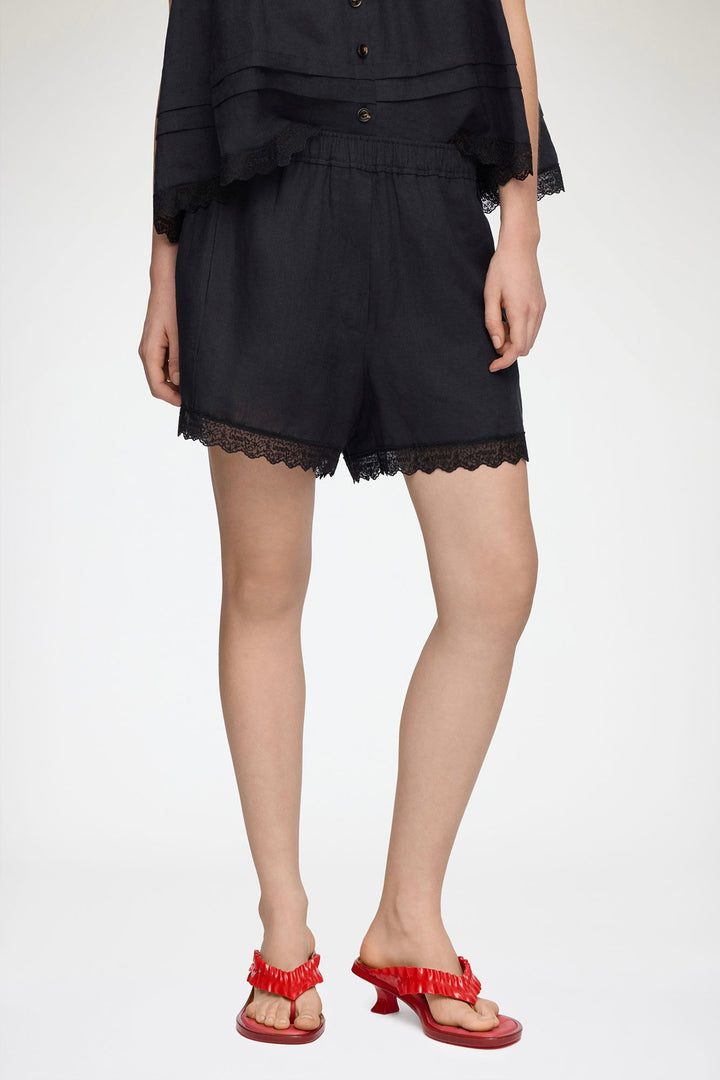 Light Linen Lace Hem Shorts Black