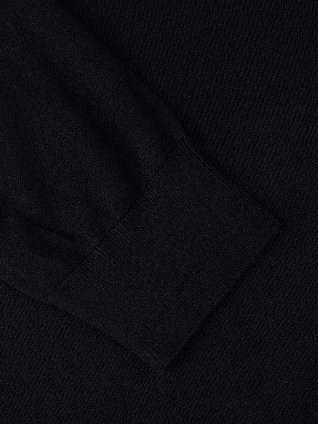 Silk Cashmere Knitted Crew Black