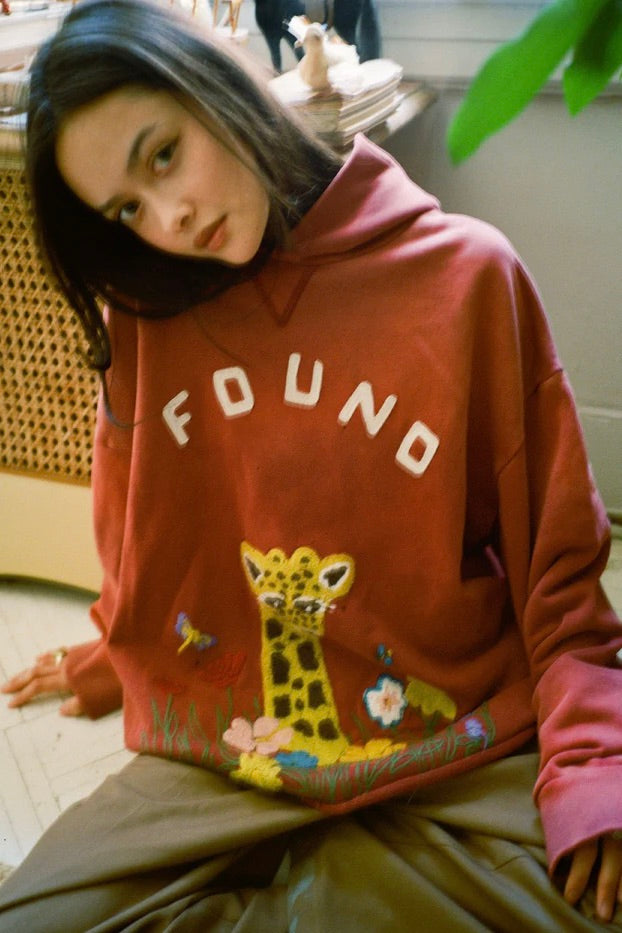 Embroidered Wildlife Hoodie Washed Berry