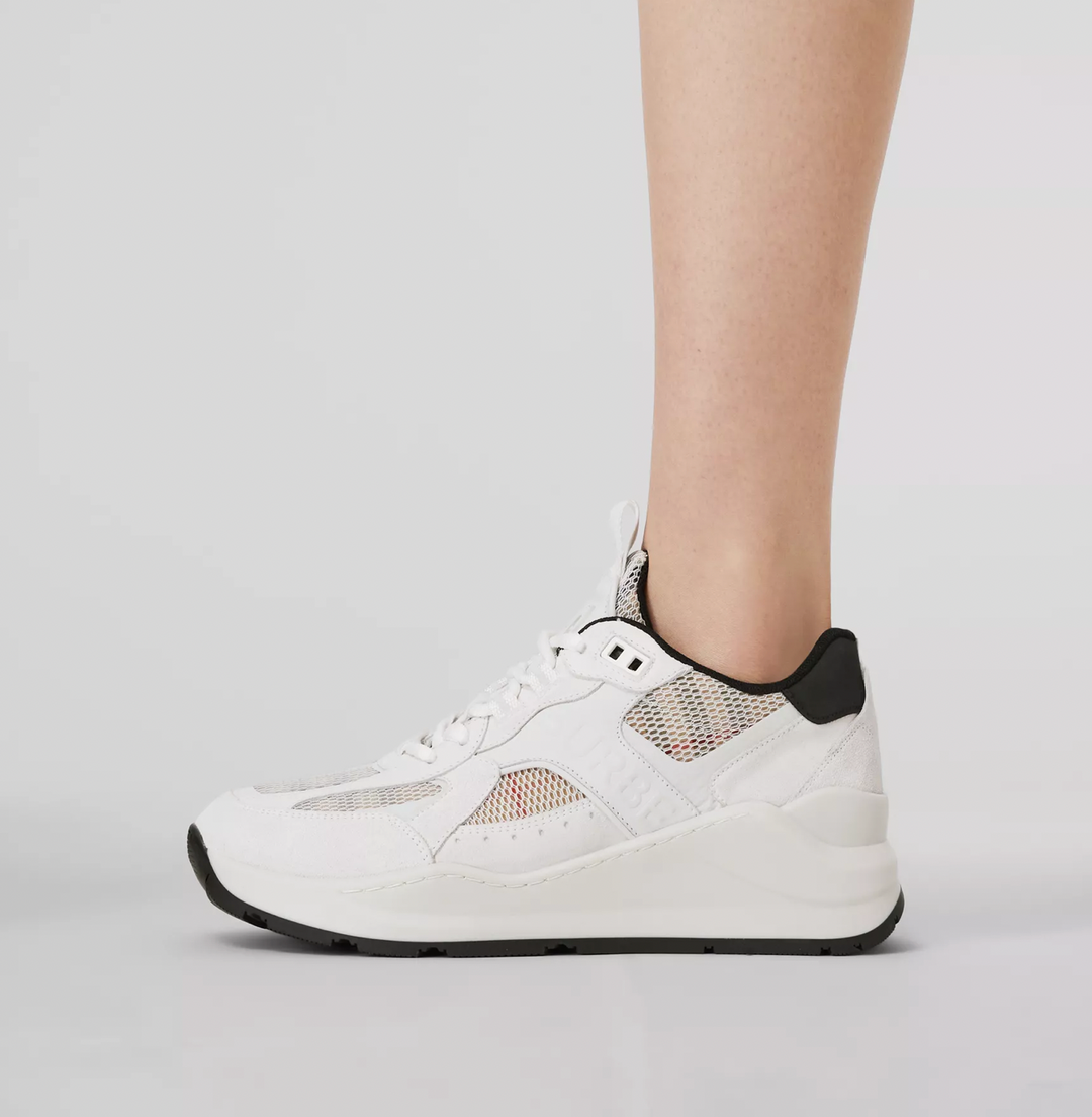BURBERRY Logo Print Mesh Sneakers - Dale