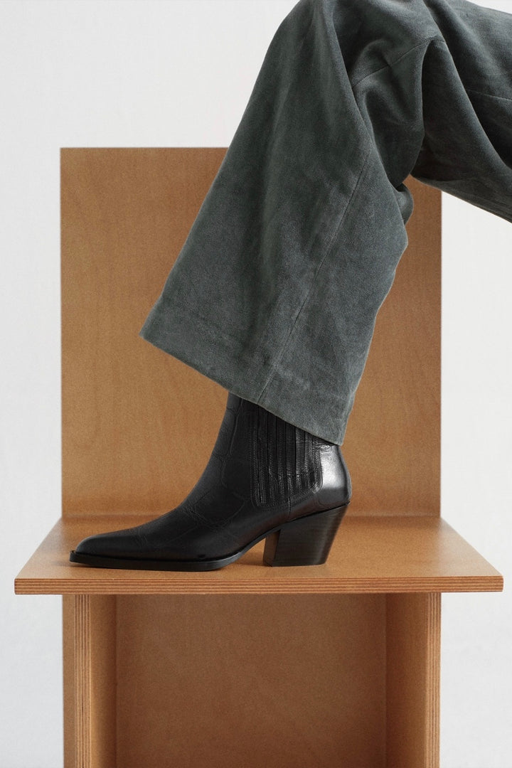 LOLA CRUZ Solenne Boots Black - Dale