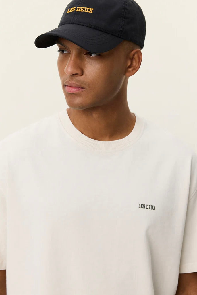 LES DEUX Cole Mini Blake T-Shirt Eggnog White - Dale