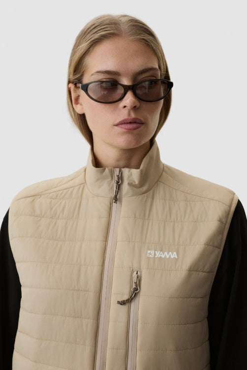 Traverse Puffer Vest Sand Dune