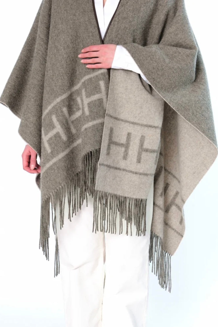 Hést Shawl Brown