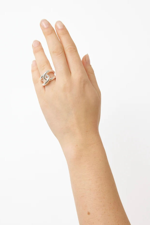 The Agnes Ring Silver