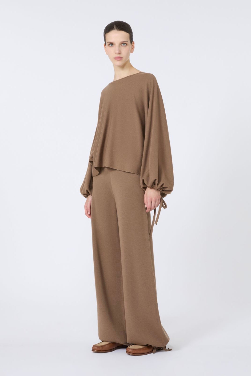 Nigeria Wool Yarn Trousers