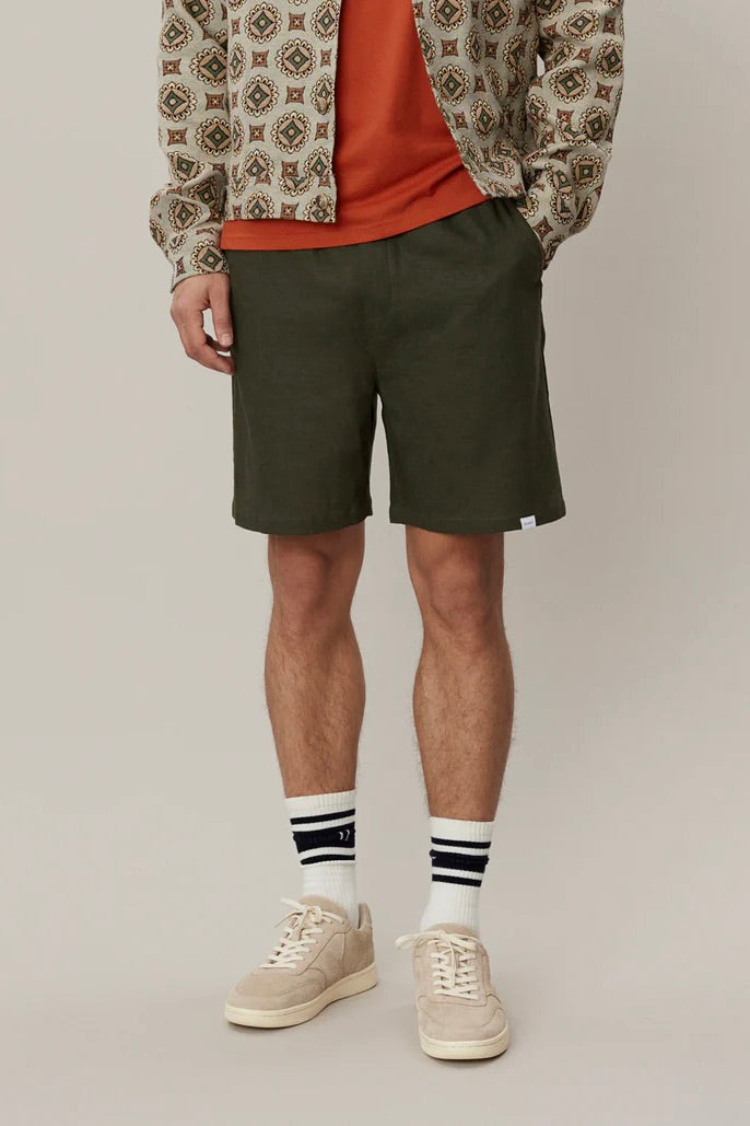 Otto Linen Shorts - FORREST GREEN