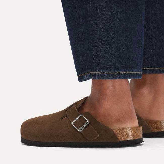 Boston BS Suede Leather Carafe Tonal