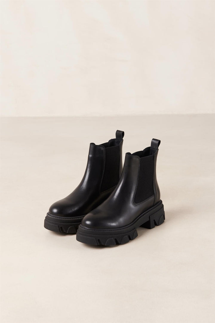 Berenice Black Leather Ankle Boots