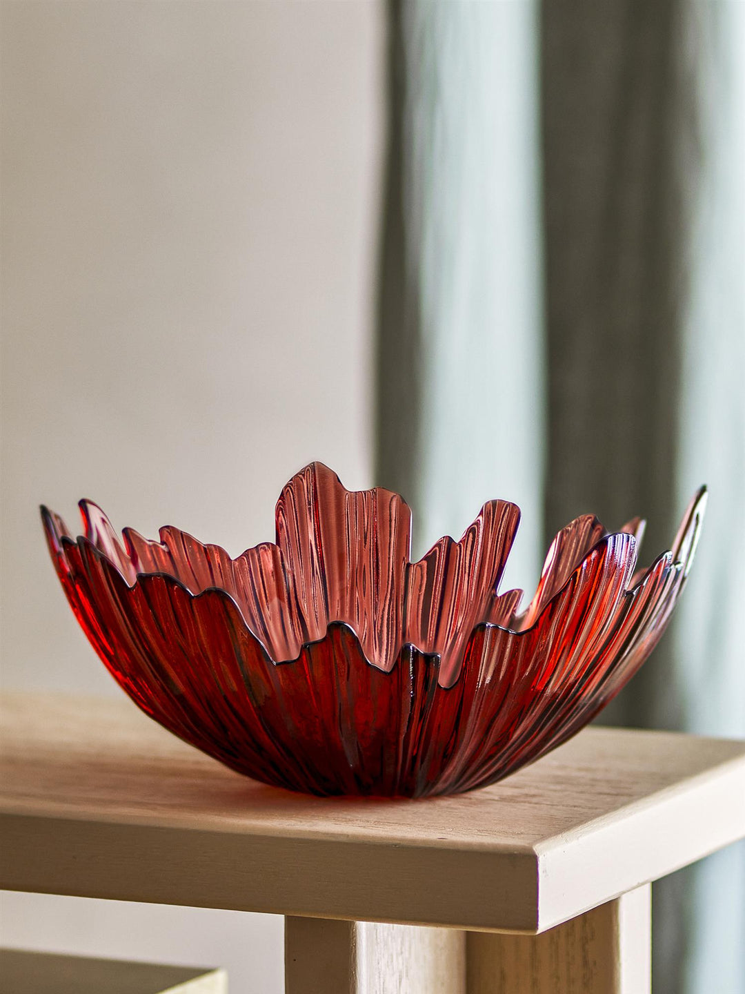 Aila Bowl, Red, Glass