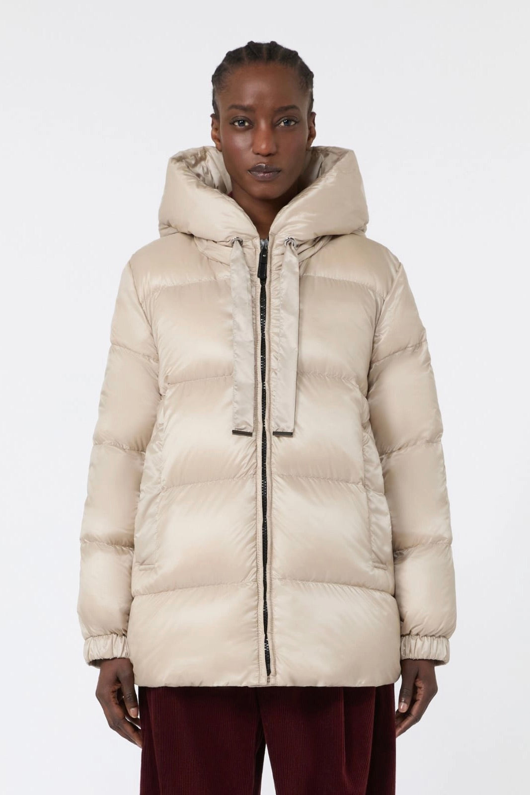 Roomy Water-repellent Puffer Jacket Natural