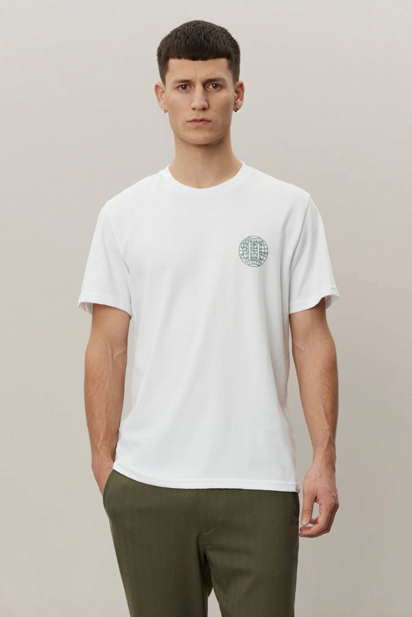 Globe T-shirt - White