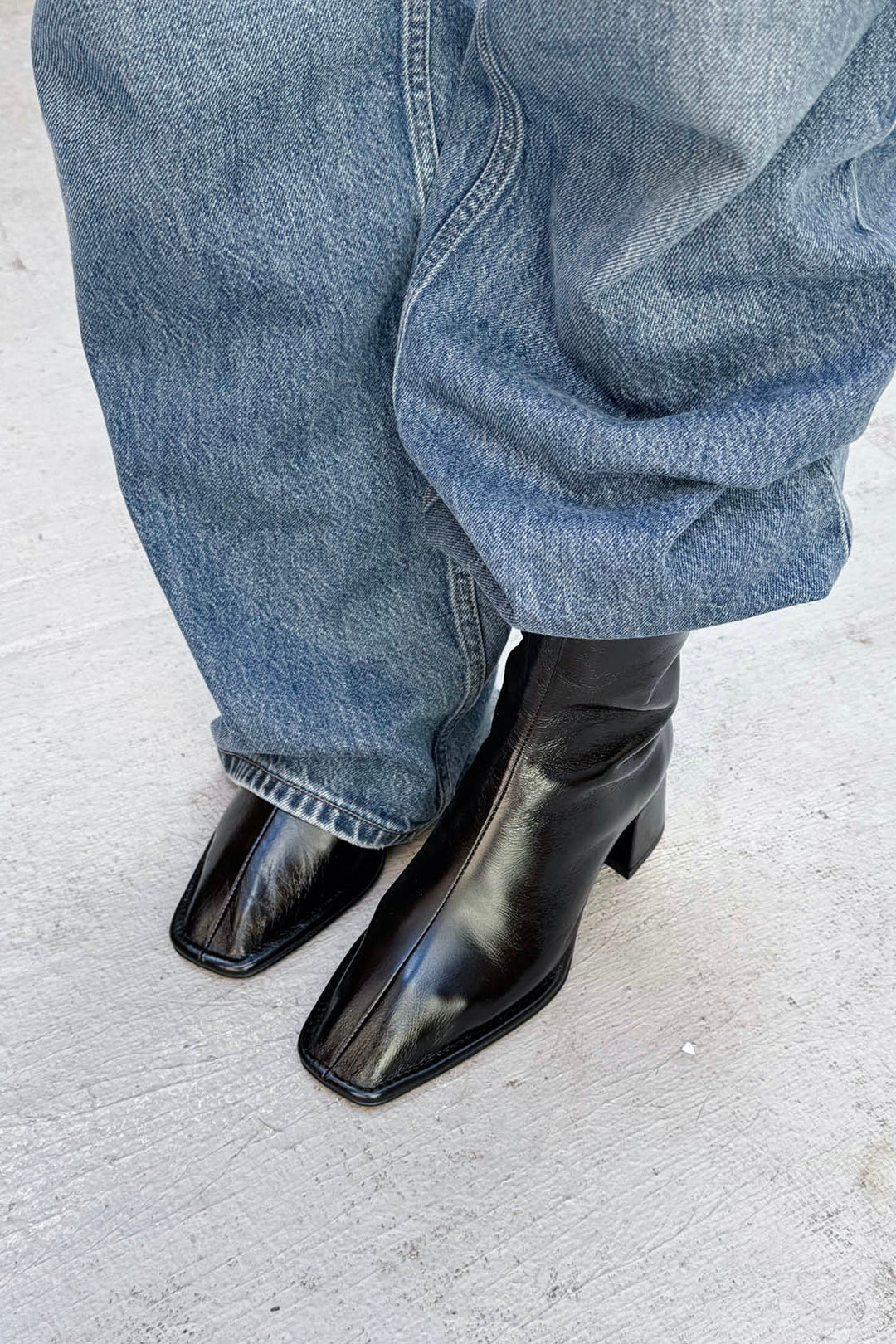 Berlin Rift Black Leather Boots
