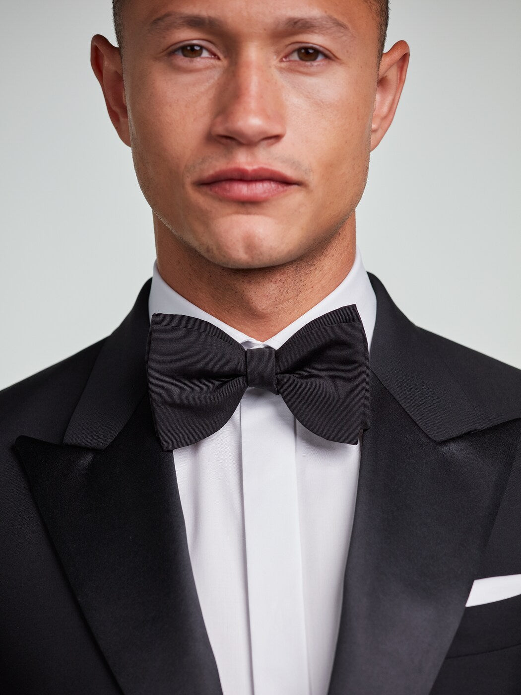 Bowtie Self Tie Black