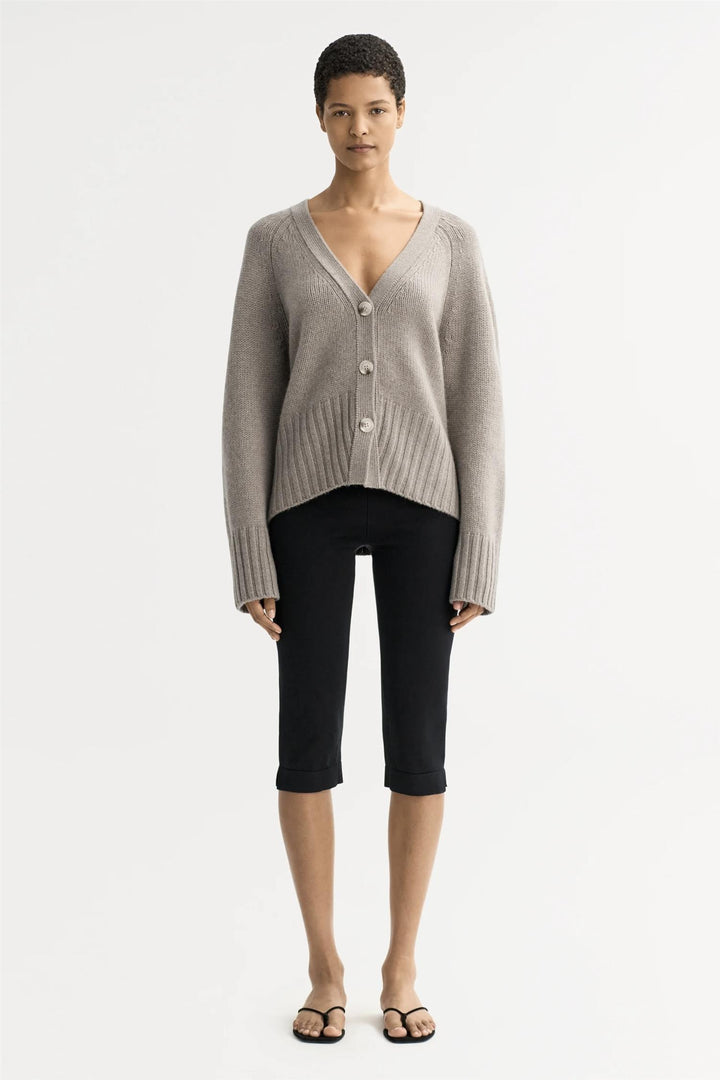 SOFT GOAT V-neck Cardigan Greige - Dale