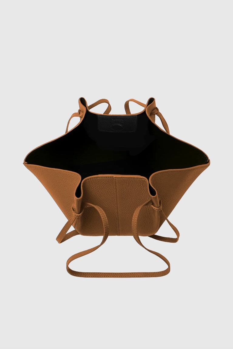 Mochi Pebble Grain Leather Hazel