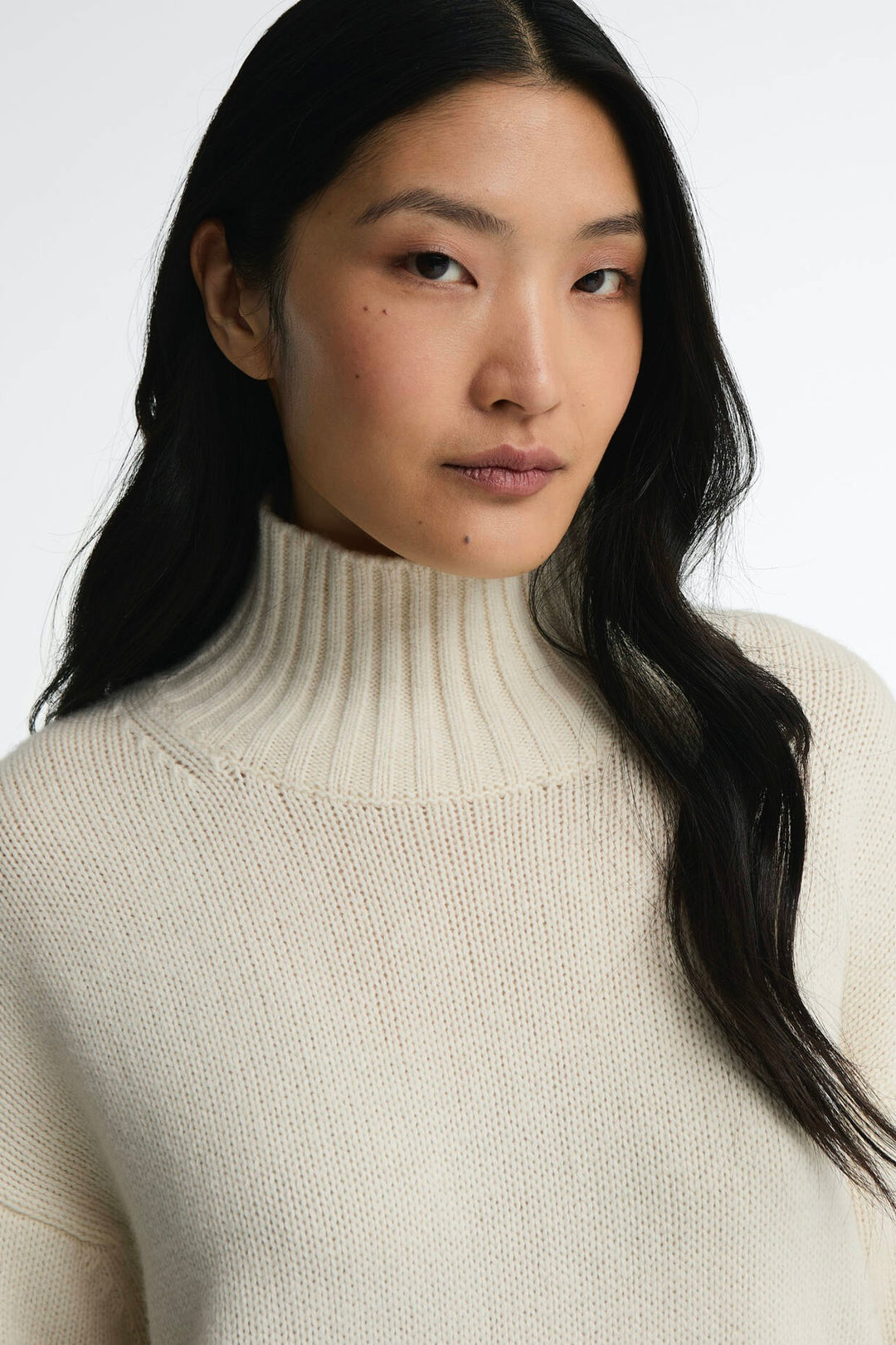 Woodhouse Cashmere-Blend Funnel Neck Jumper Summer Pearl/Ecru