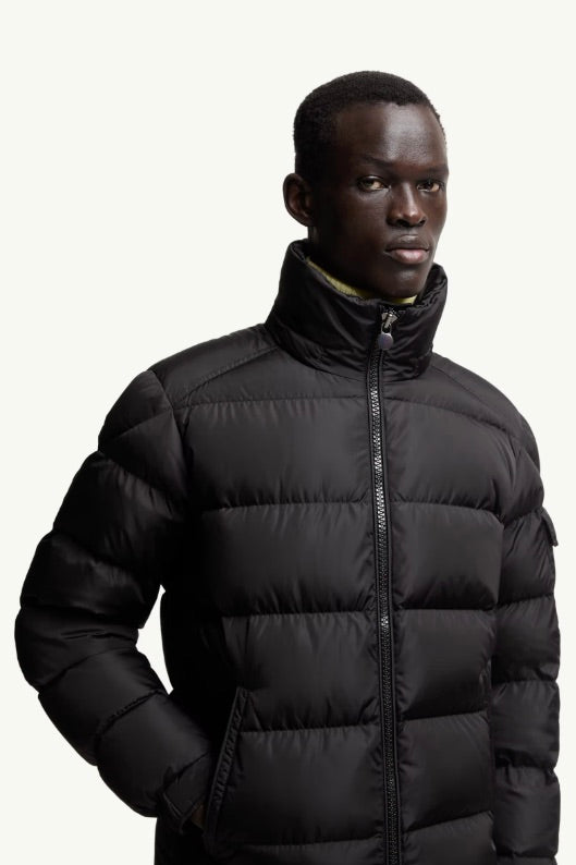 Moncler Moncler Maya Matte Short Down Jacket Black