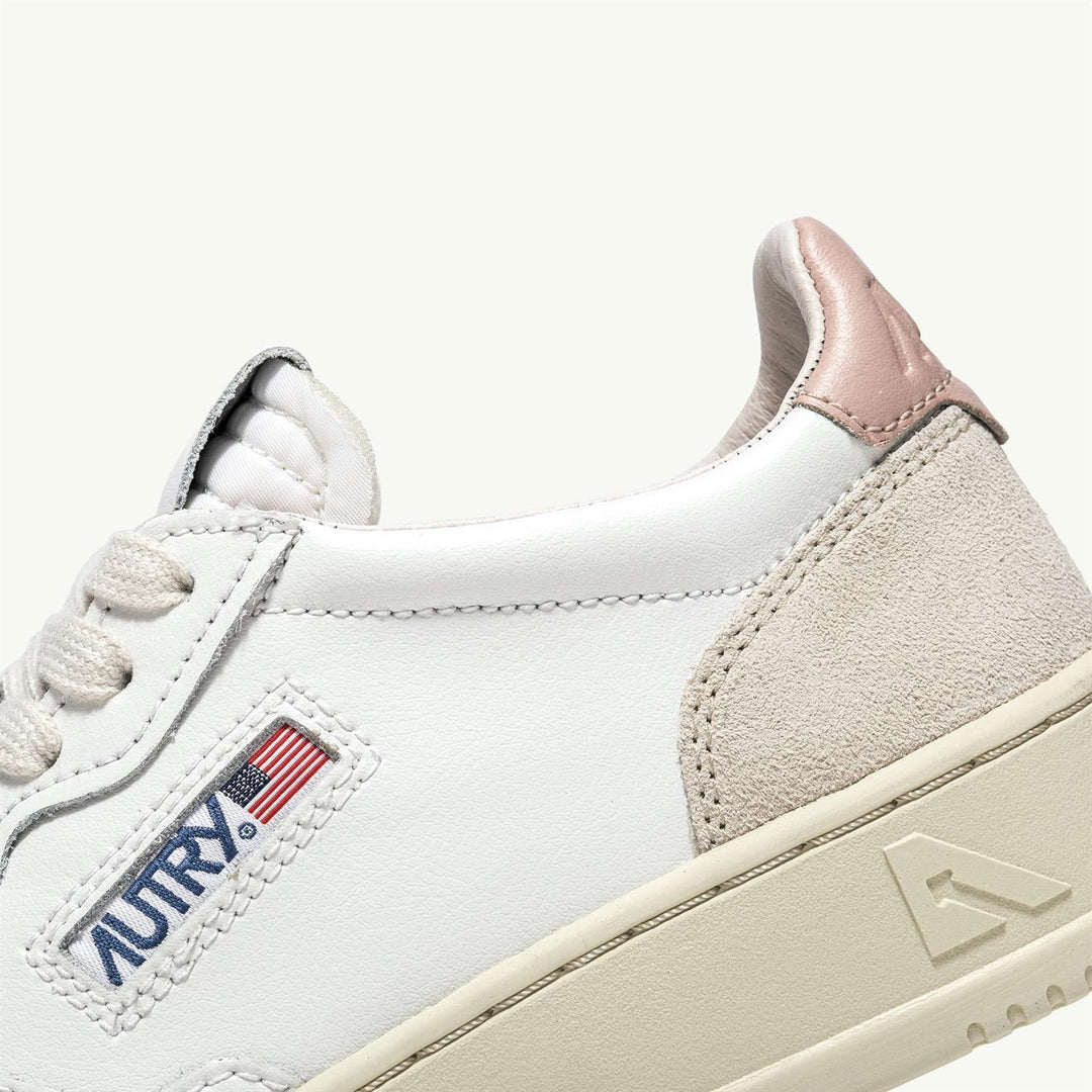 Medalist Low Women White/Powder Pink
