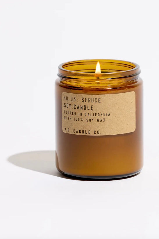 No. 05 Spruce Standard Candle