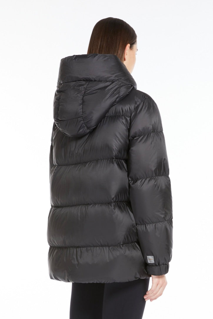 Seia Water-repellent Quilted Down Jacket