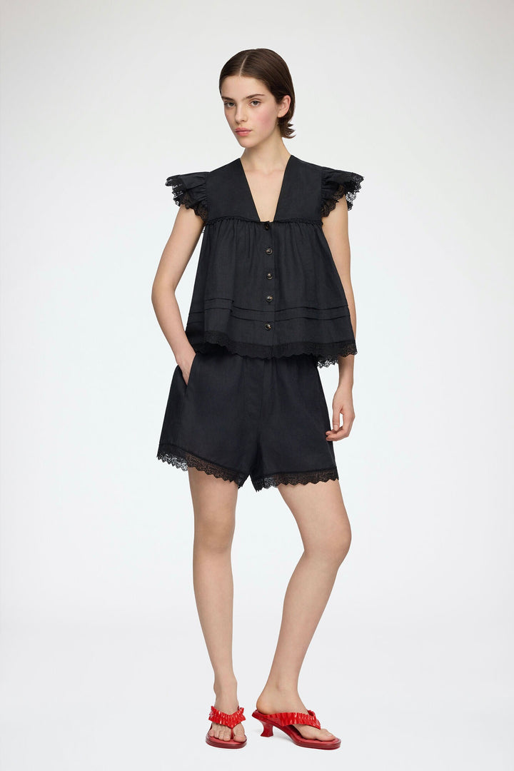 Light Linen Lace Hem Shorts Black