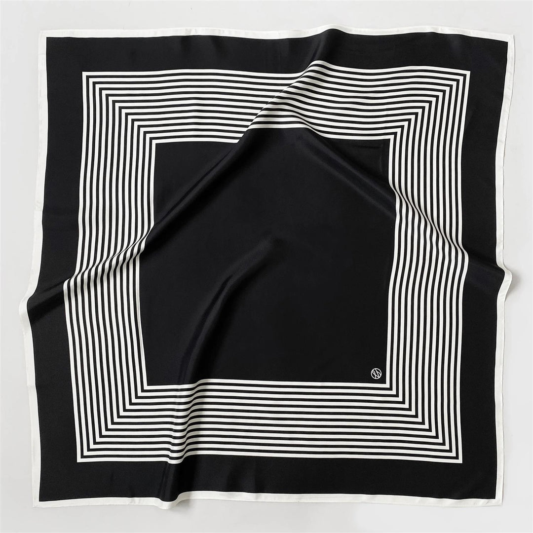 LE SCARF NO. 2 Black & Cream 90X90 - Dale