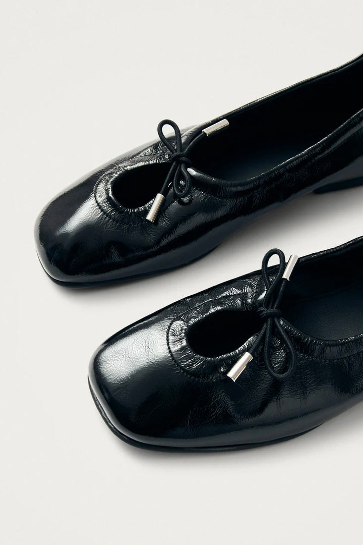 Rosalind Onix Black Leather Ballet Flats