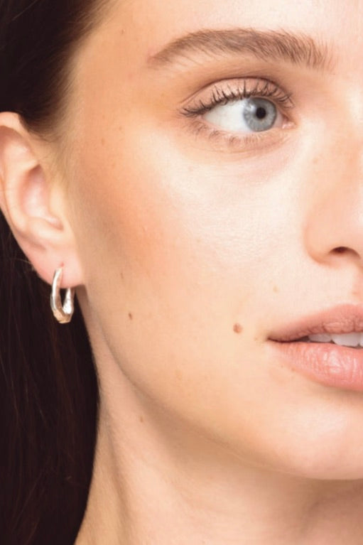 CAMILLA PIHL JEWELRY The Small Triangle Hoops Silver - Dale