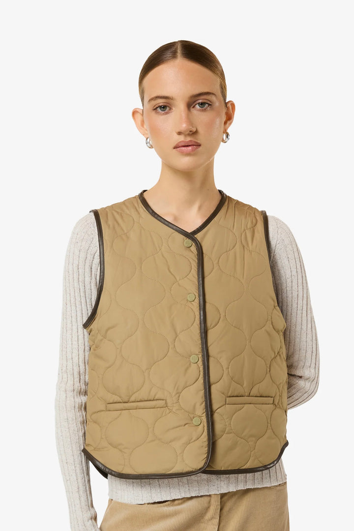 Bonny Quilted Vest Kelp