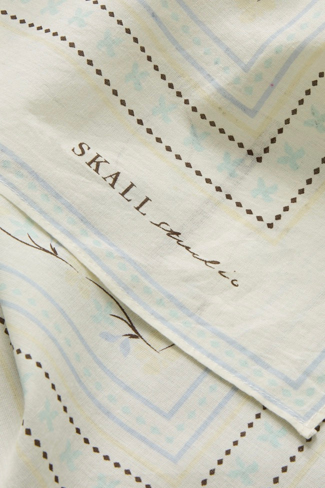 Skall Floral Scarf 55x55 Offwhite