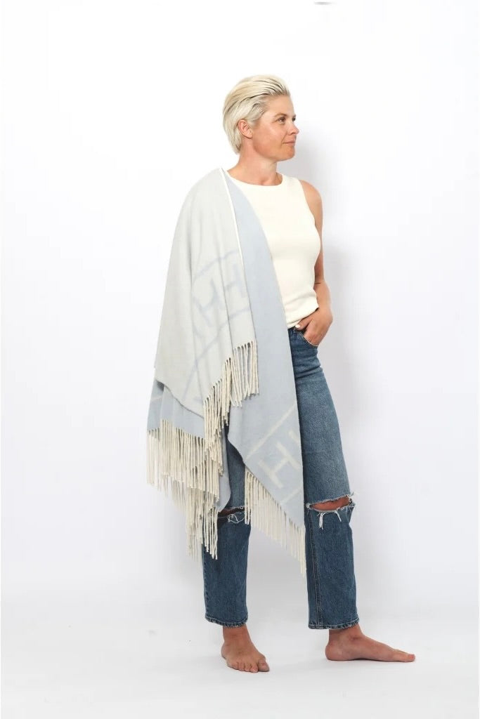 Hést Shawl Light Blue