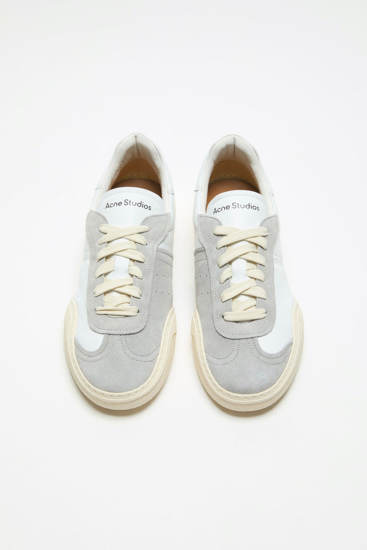 Leathe Sneakers White