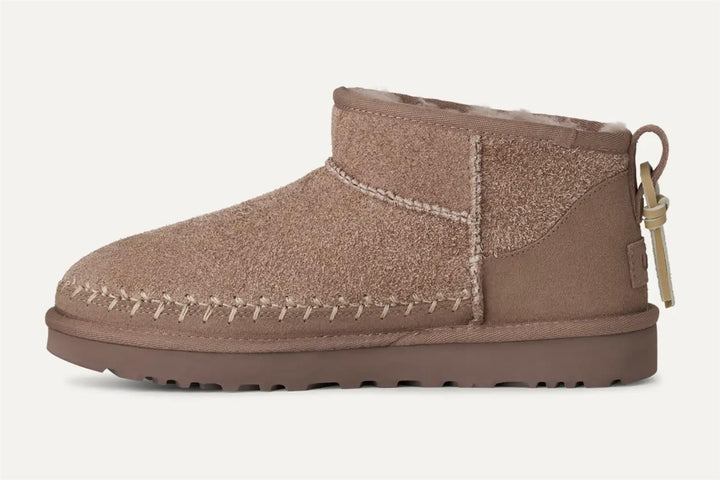 UGG W Classic Ultra Mini Biarritz Rocky Oak - Dale