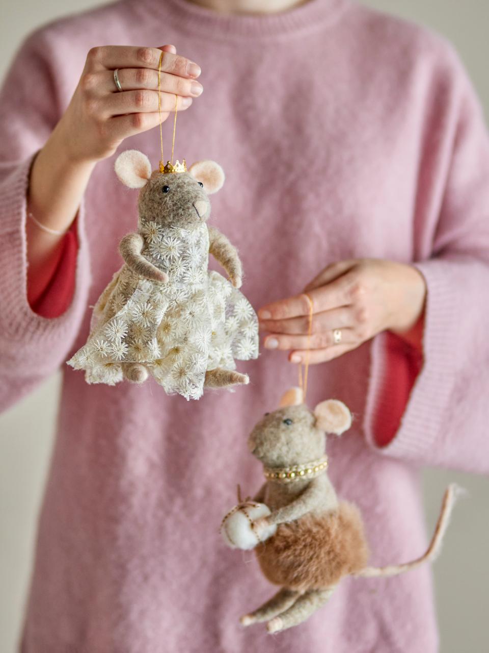 Peo Ornament - Set of 2 - Brown