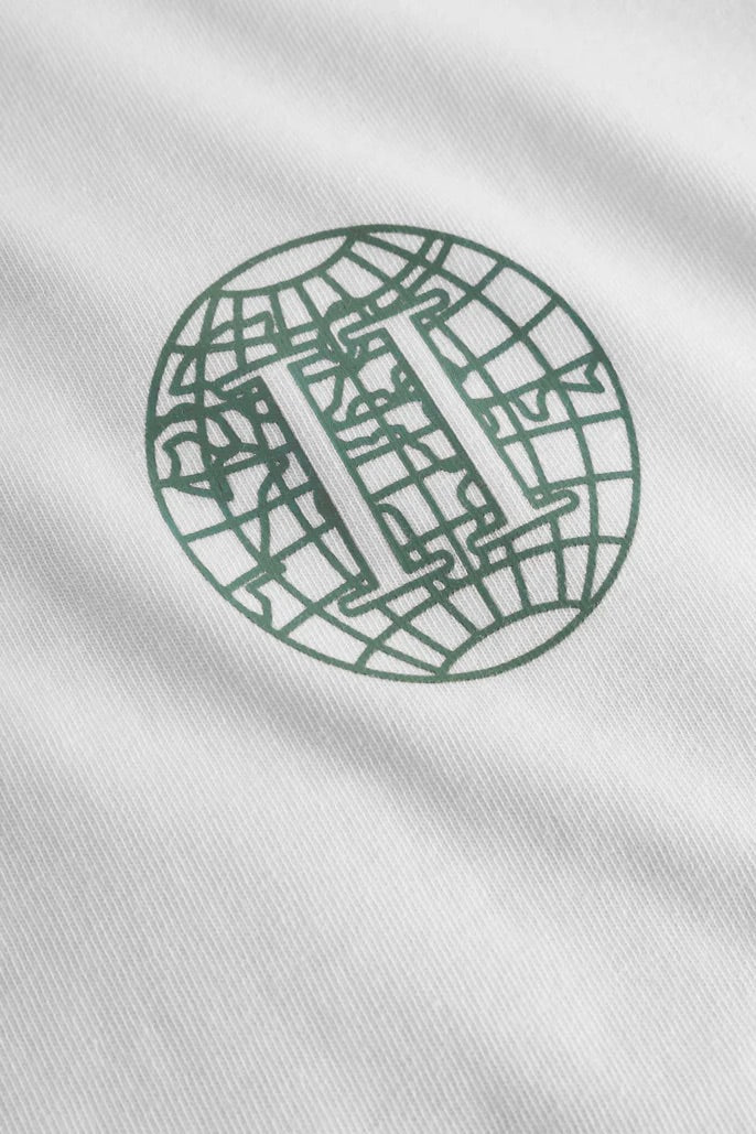 Globe T-shirt - White