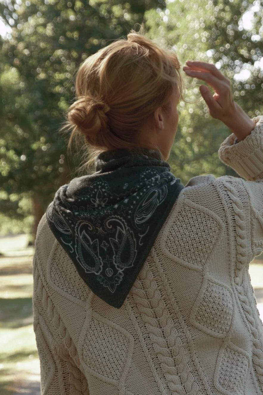 Cashmere Paisley Scarf Green & Cream 65 cm