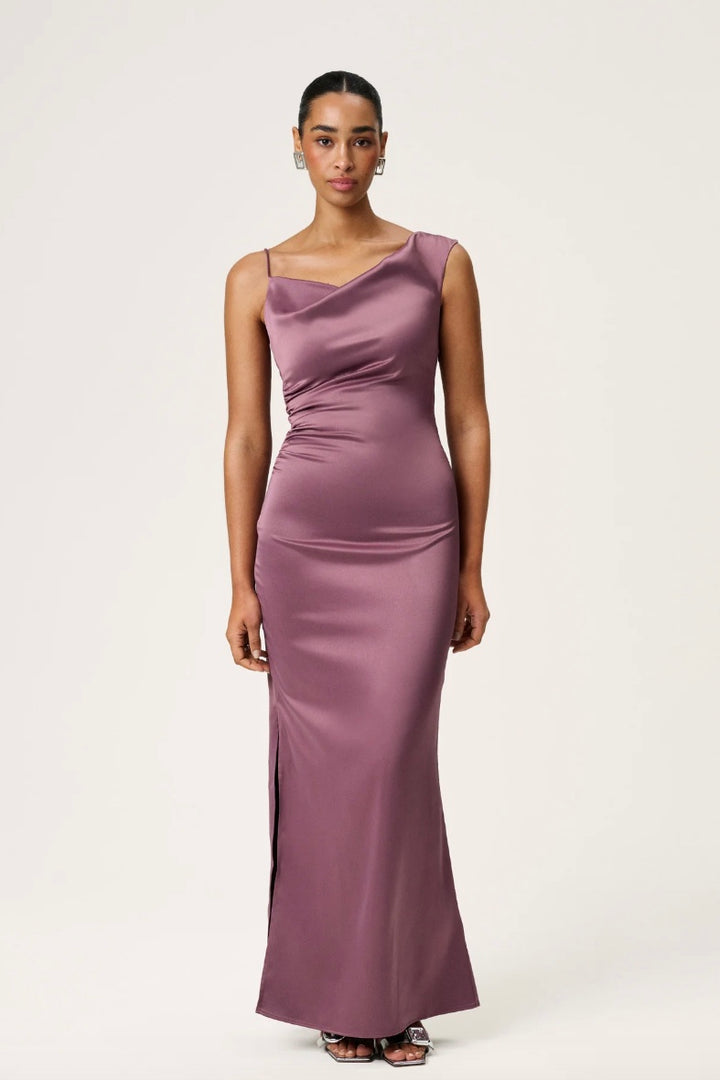 Almeria Dress Plum