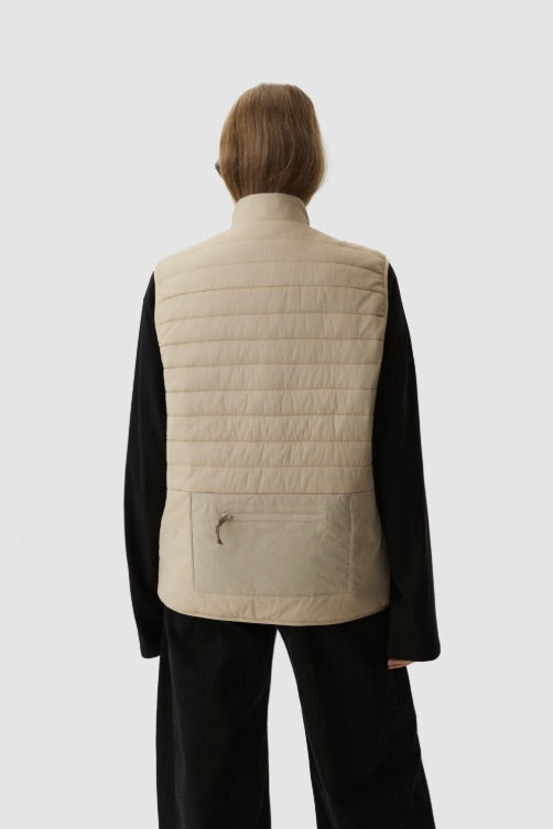 Traverse Puffer Vest Sand Dune