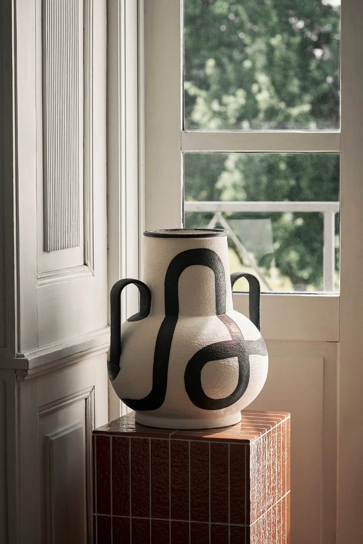 Trace Vase Offwhite