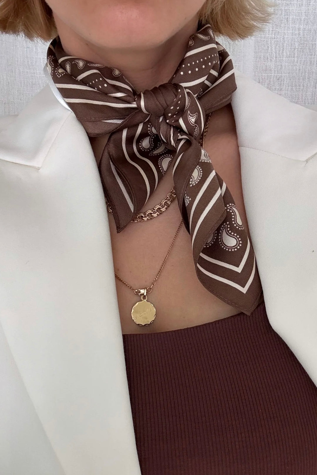 LE SCARF Paisley Scarf Mocha Mousse & Cream 50x50 - Dale