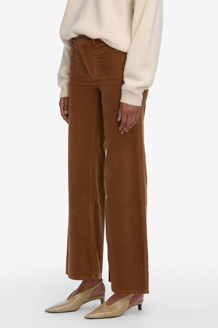 Le Slim Palazzo Modernist Pocket