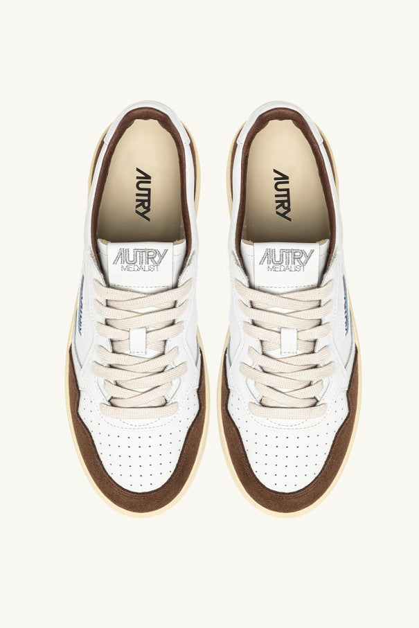 Medalist Low Sneakers White/Tundra