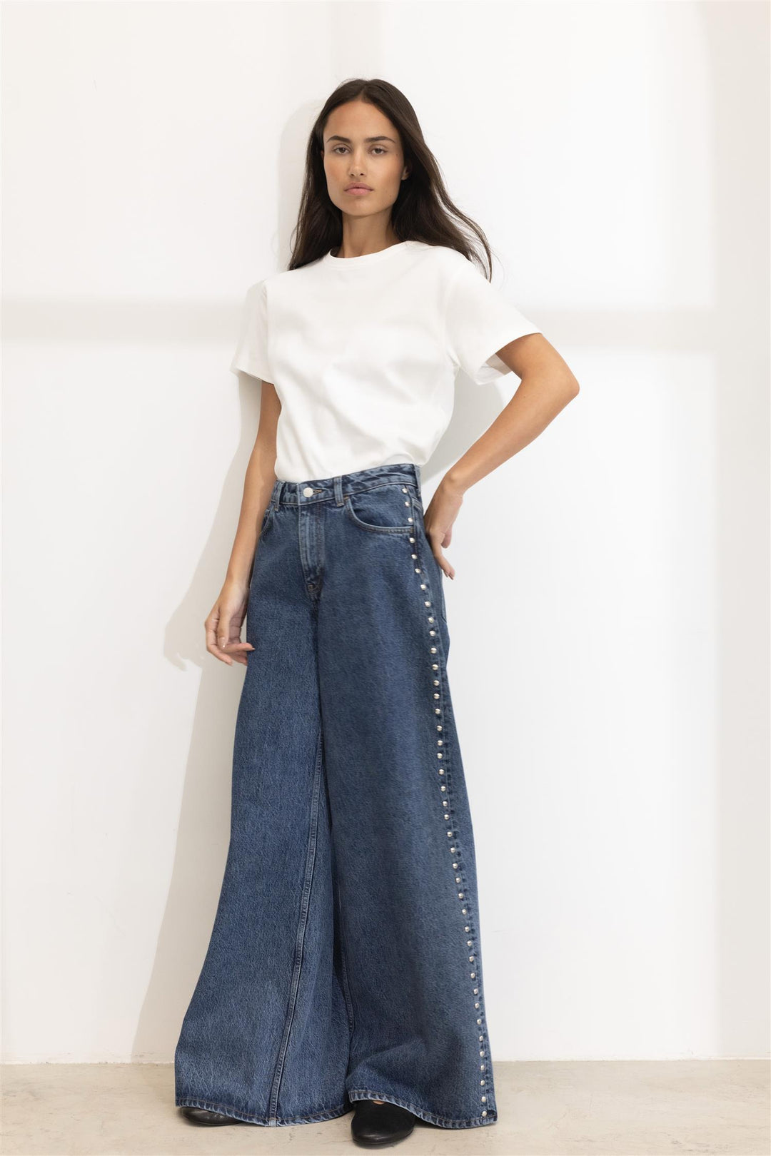 Bailey Studs Jeans Washed Dark Blue