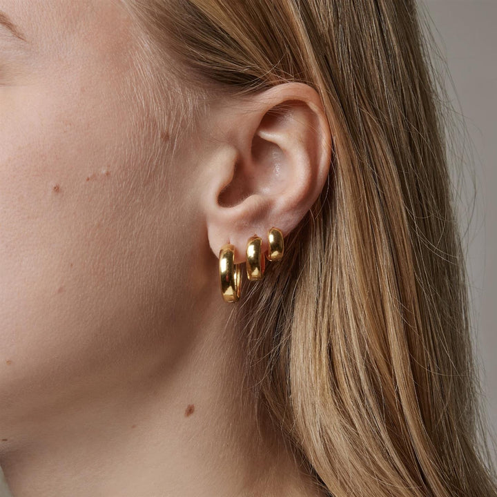Classic Wide Hoops 15 mm Gold