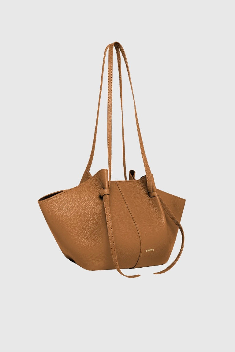 Mochi Pebble Grain Leather Hazel