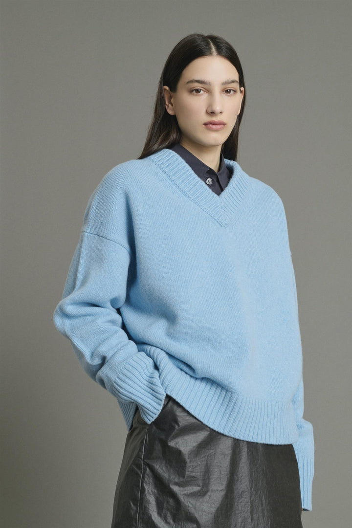 Julie Merino Pullover Clear Blue