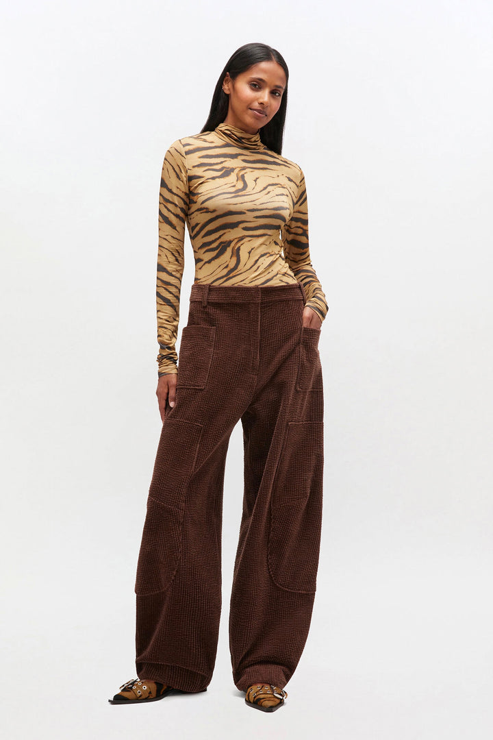 Corduroy Curved Trousers Chicory Coffee